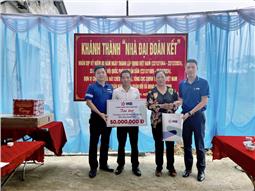 Ngân hàng TMCP Quân đội hỗ trợ 50 triệu đồng xây dựng Nhà Đại đoàn kết